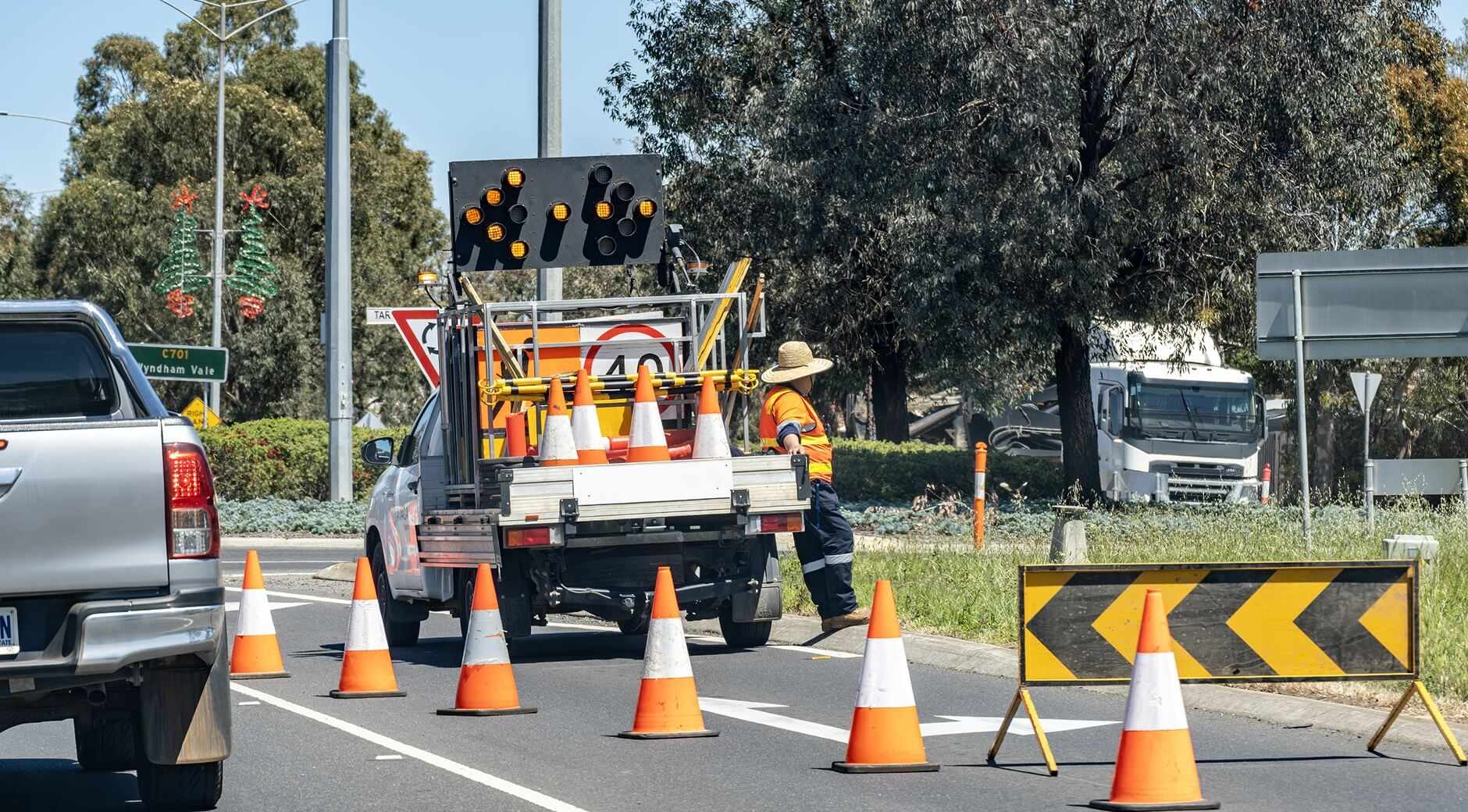 Traffic Control Options on a Road Work Zone